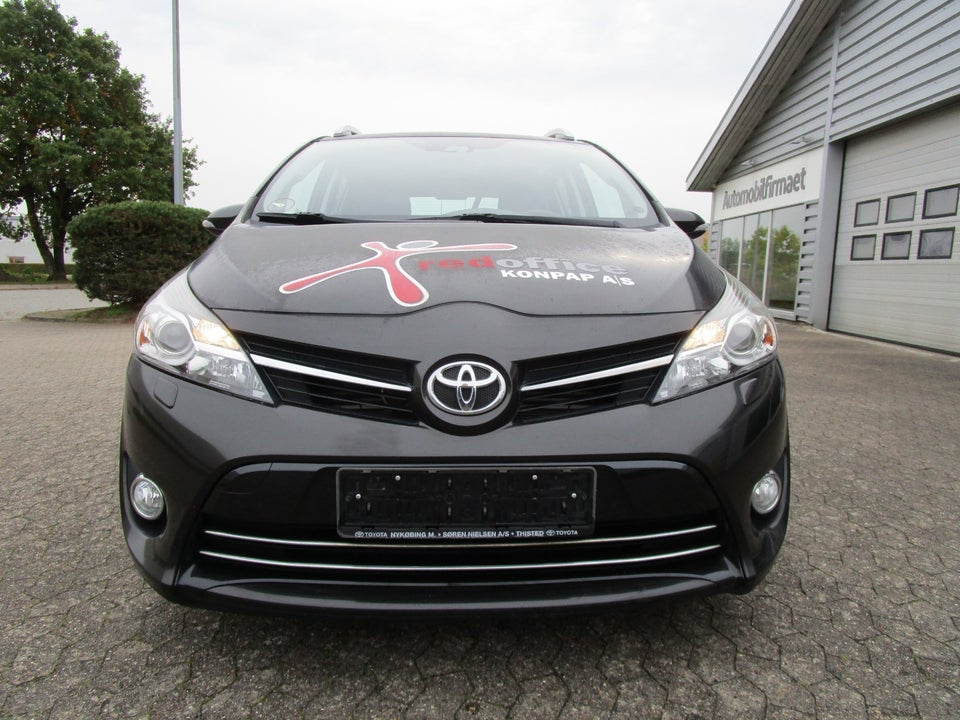 Toyota Sportsvan, Billede 2