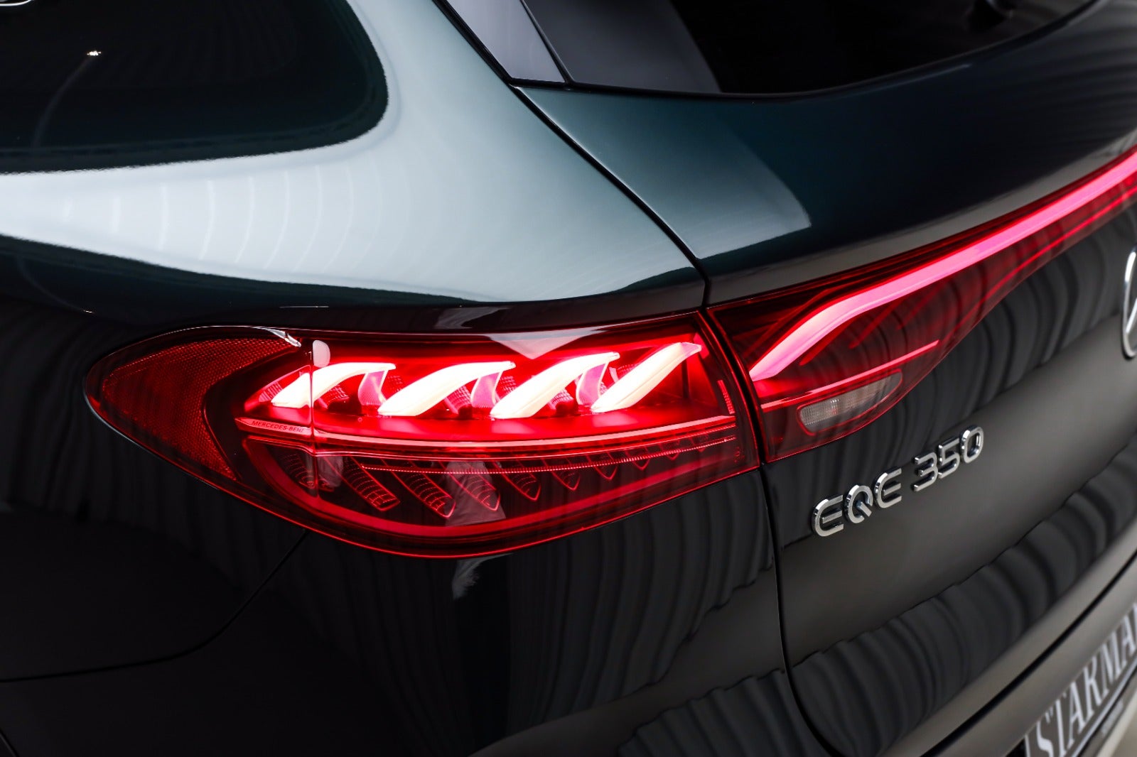 Mercedes-Benz EQE 350 SUV