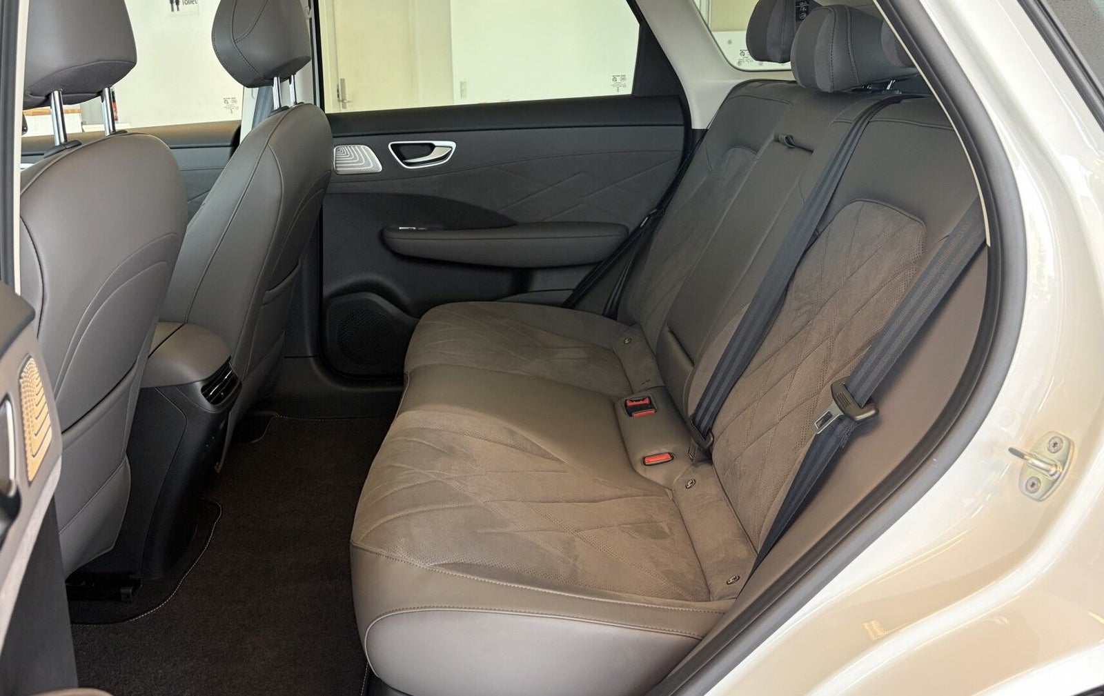 MG MGS6 Luxury Performance AWD