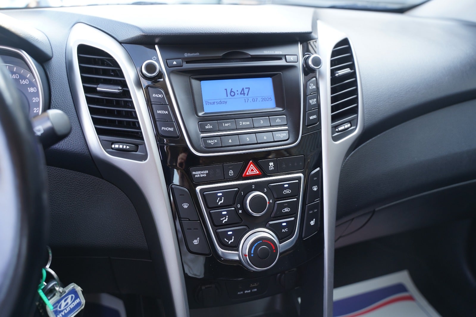 Billede af Hyundai i30 1,4 CVVT Comfort XTR