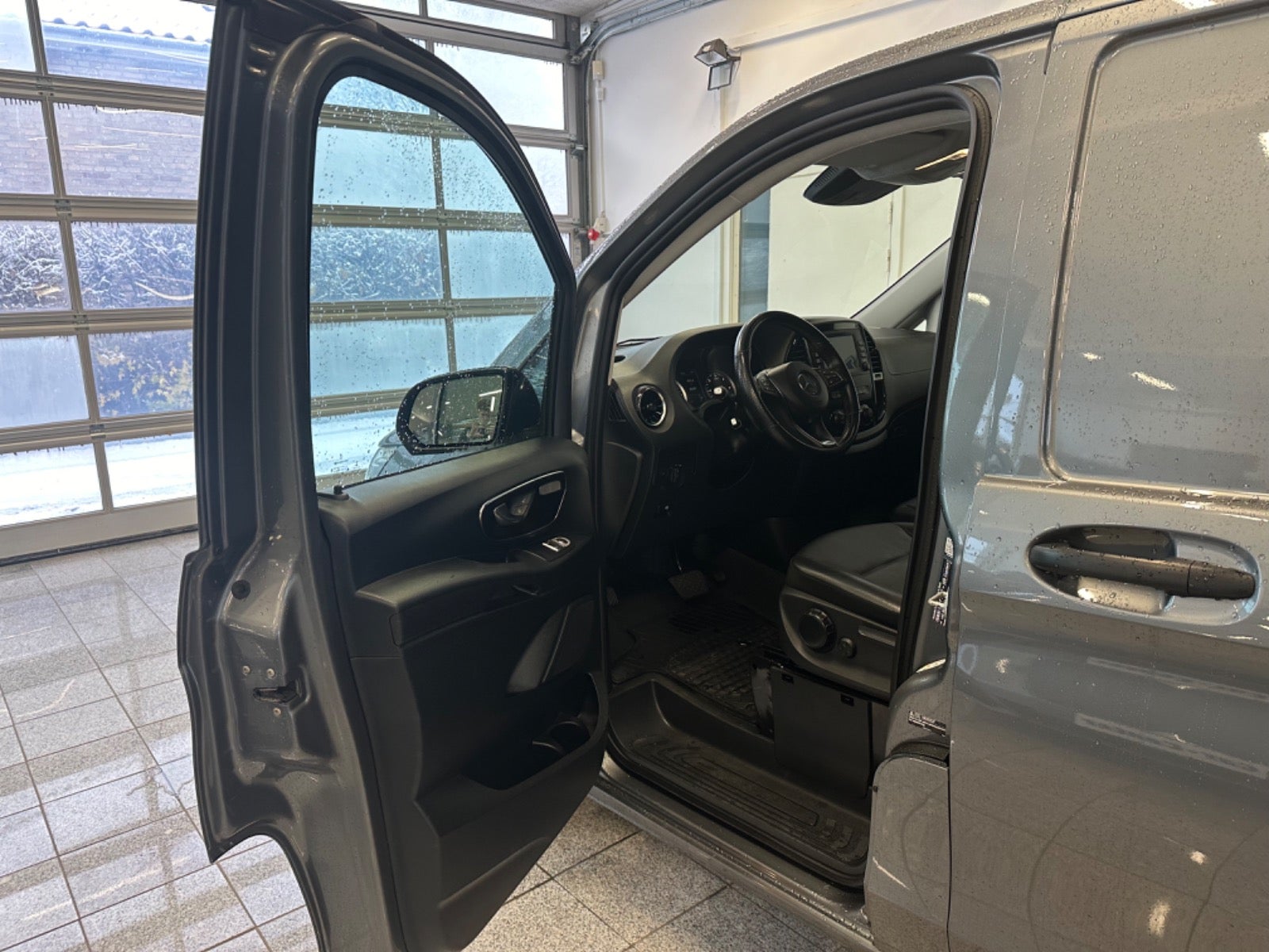 Billede af Mercedes Vito 116 2,0 CDi Kassevogn aut. L RWD