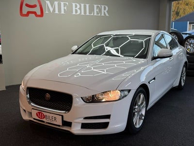 Jaguar XE 2,0 D180 Prestige aut. 4d