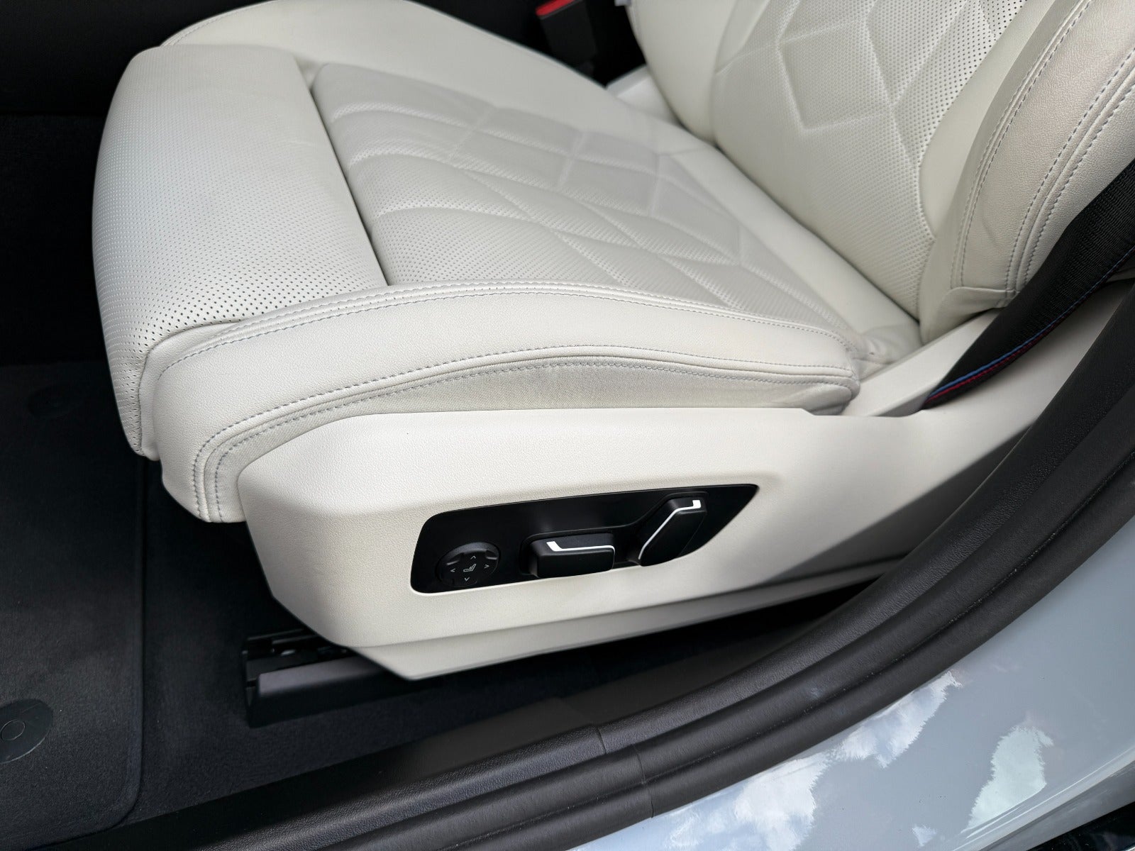 BMW i5 eDrive40 M-Sport Pro 4d - 8