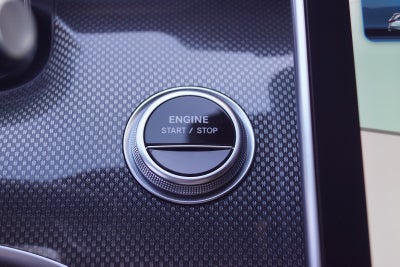 Mercedes C300 e AMG Line stc. aut.