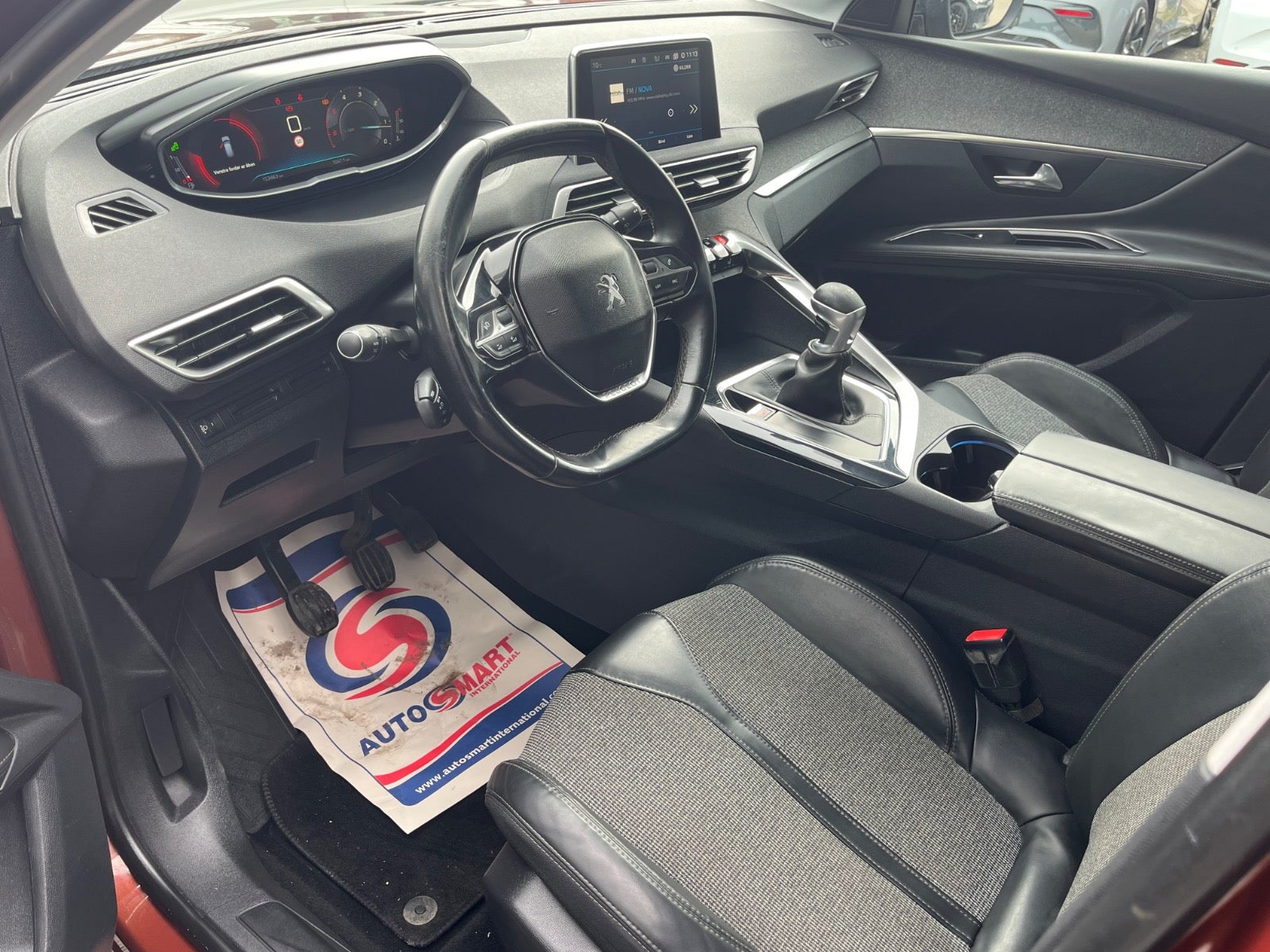 Billede af Peugeot 3008 1,6 BlueHDi 120 Allure