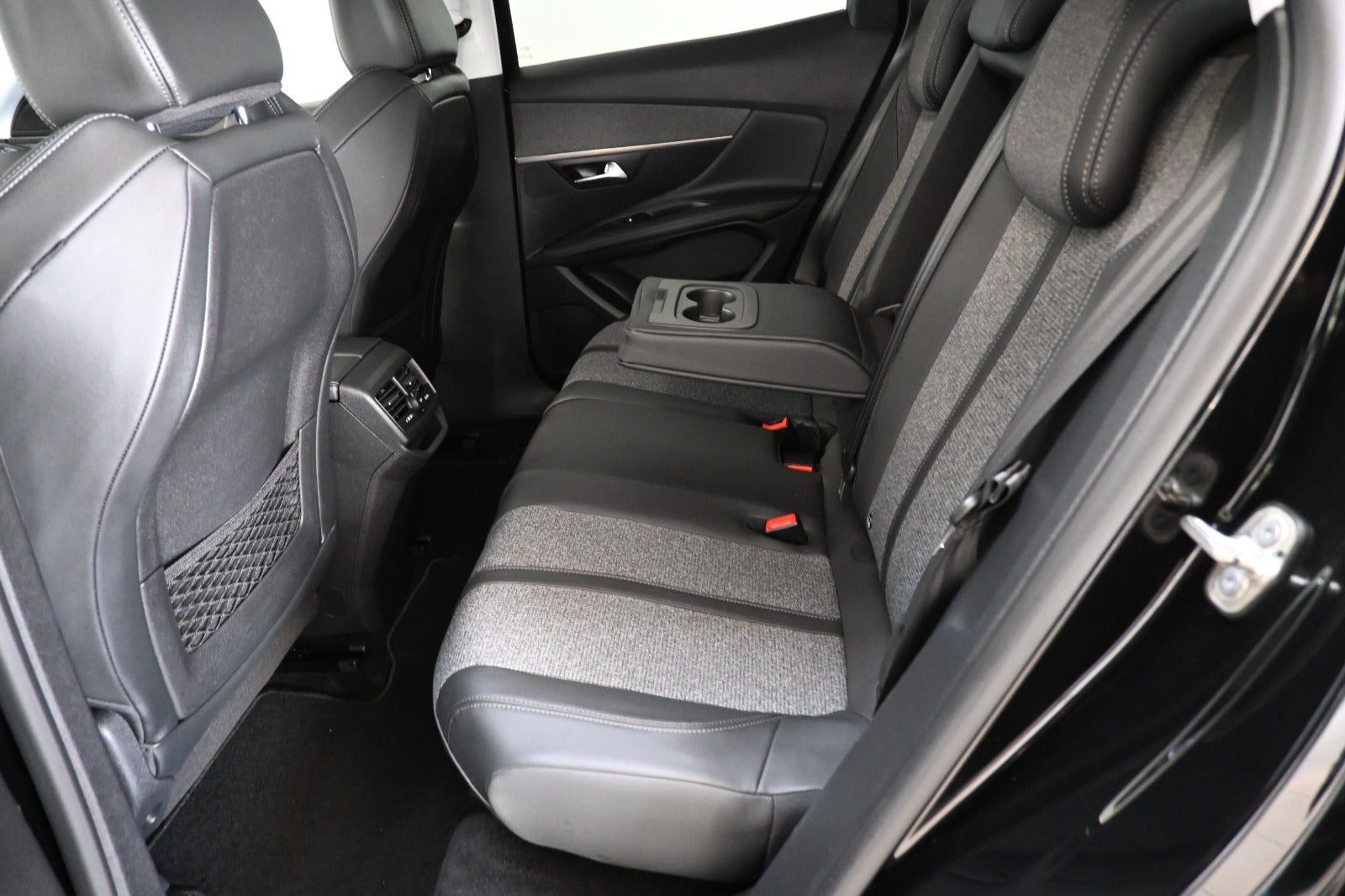 Peugeot 3008 BlueHDi 130 Infinity LTD