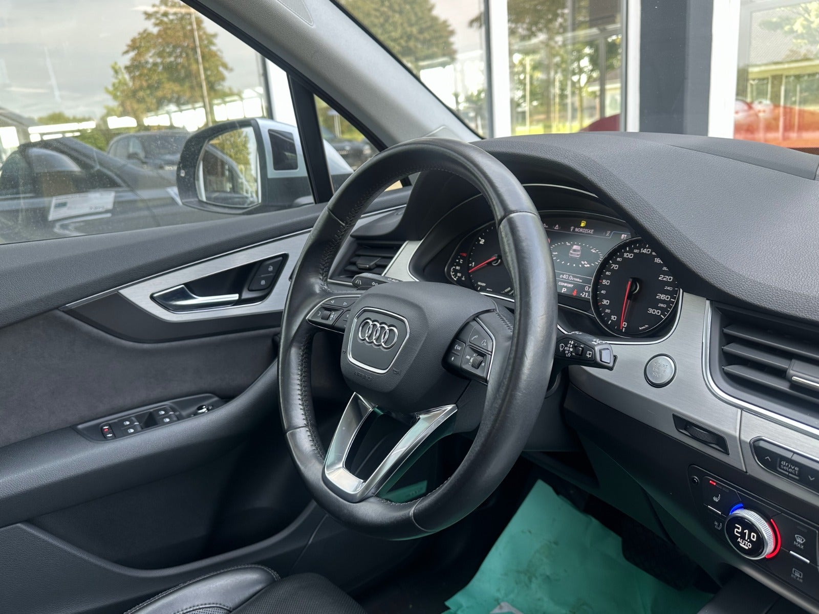 Audi Q7 2015