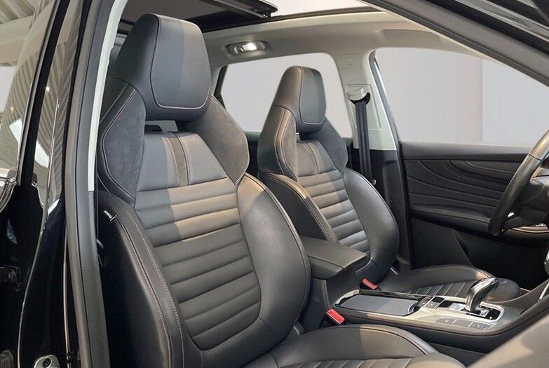 MG EHS PHEV Luxury