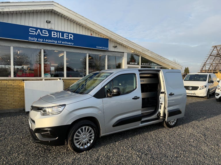 Toyota ProAce City T 110 Medium Base+