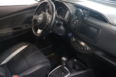 Toyota Yaris Hybrid H3 GR Sport Smart e-CVT