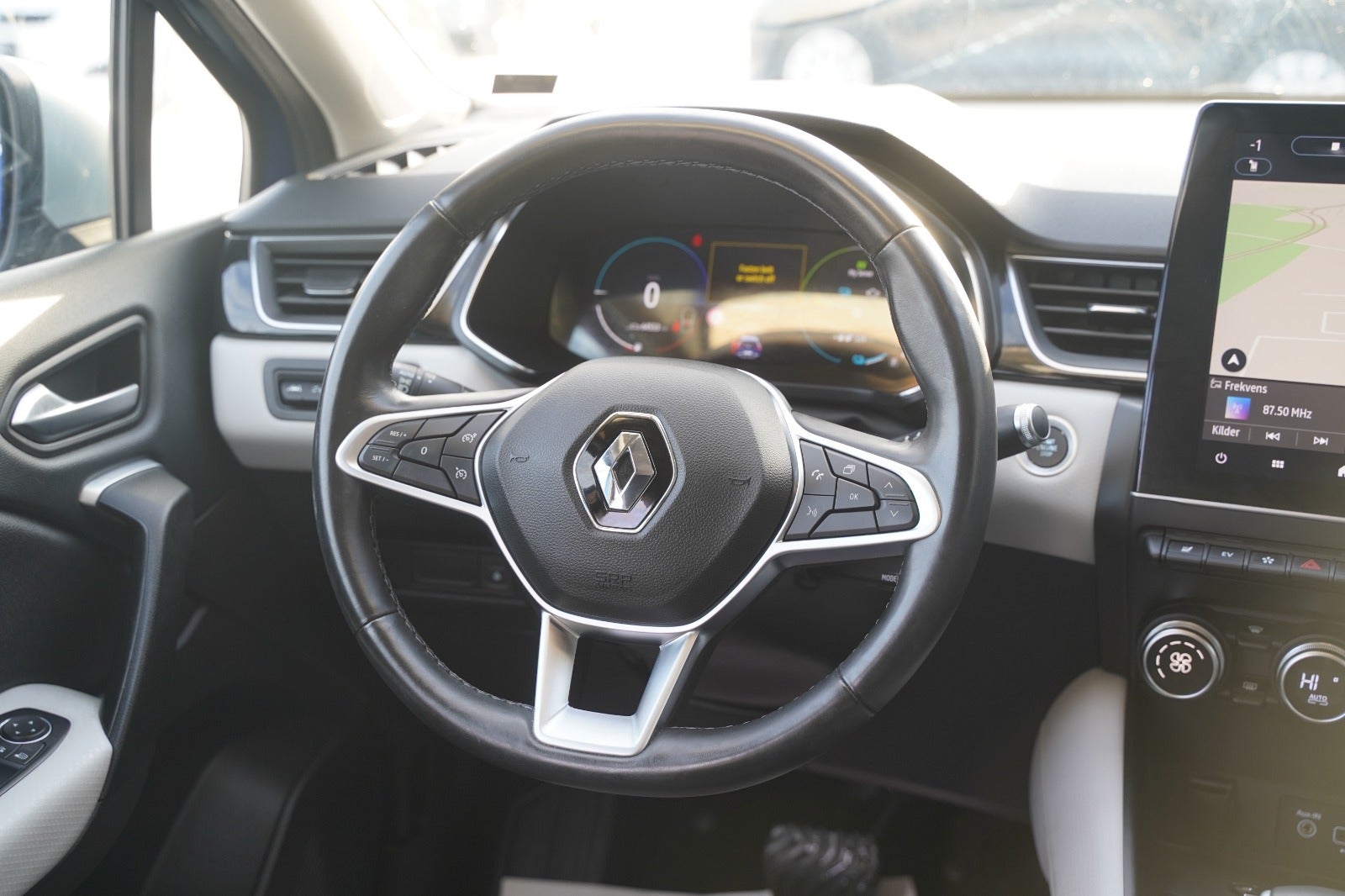 Billede af Renault Captur 1,6 E-Tech Intens
