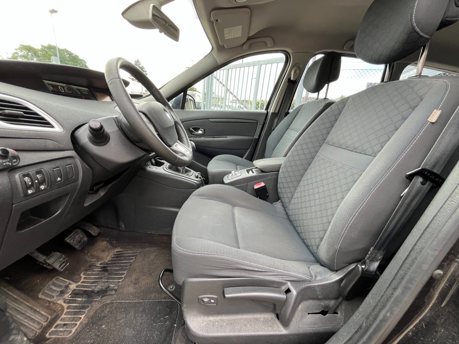Billede af Renault Grand Scenic III 1,4 TCe 130 Authentique 7prs