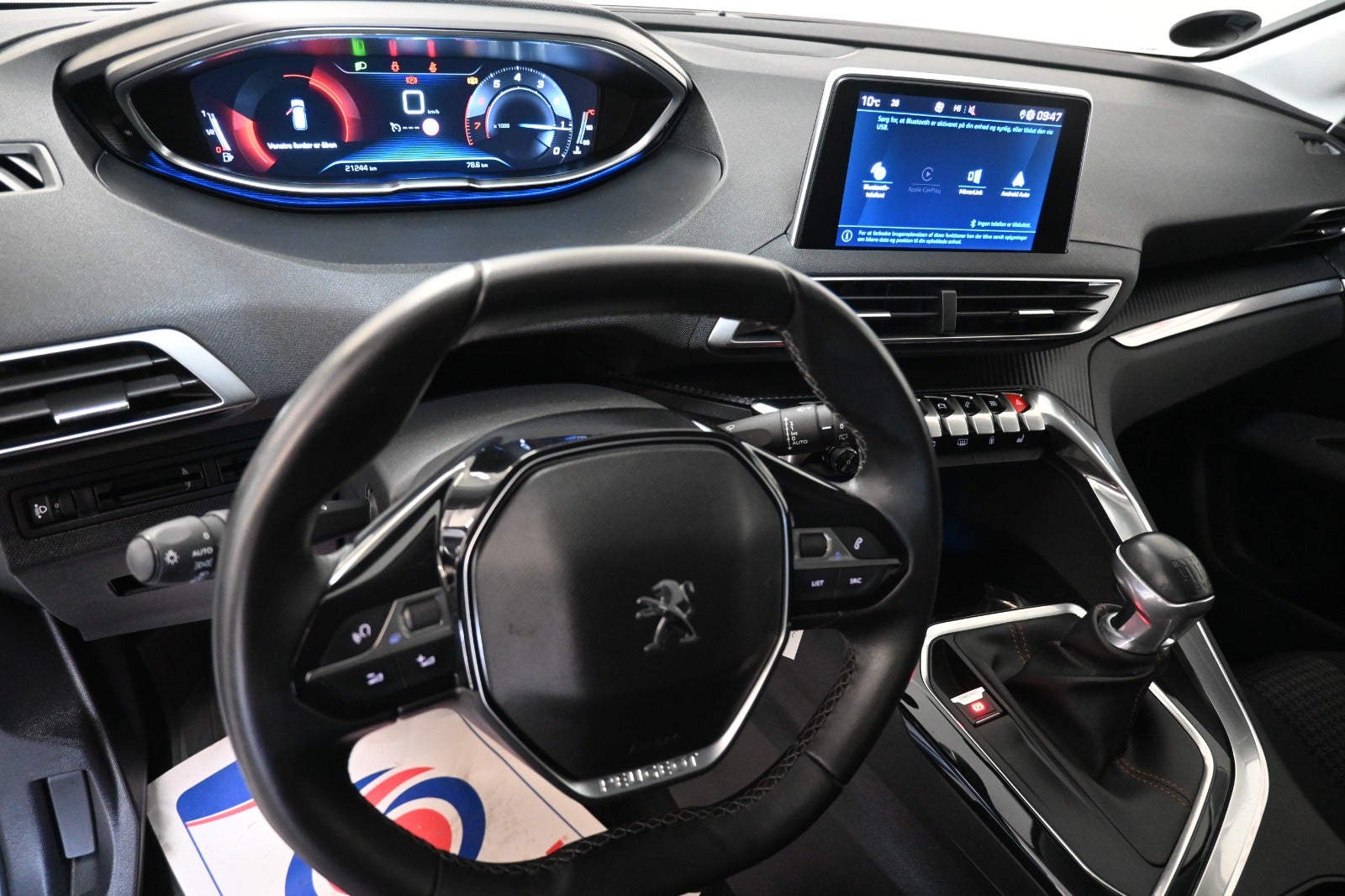 Peugeot 3008 PureTech 130 Strike Van
