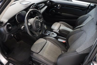MINI Cooper SE Classic Trim