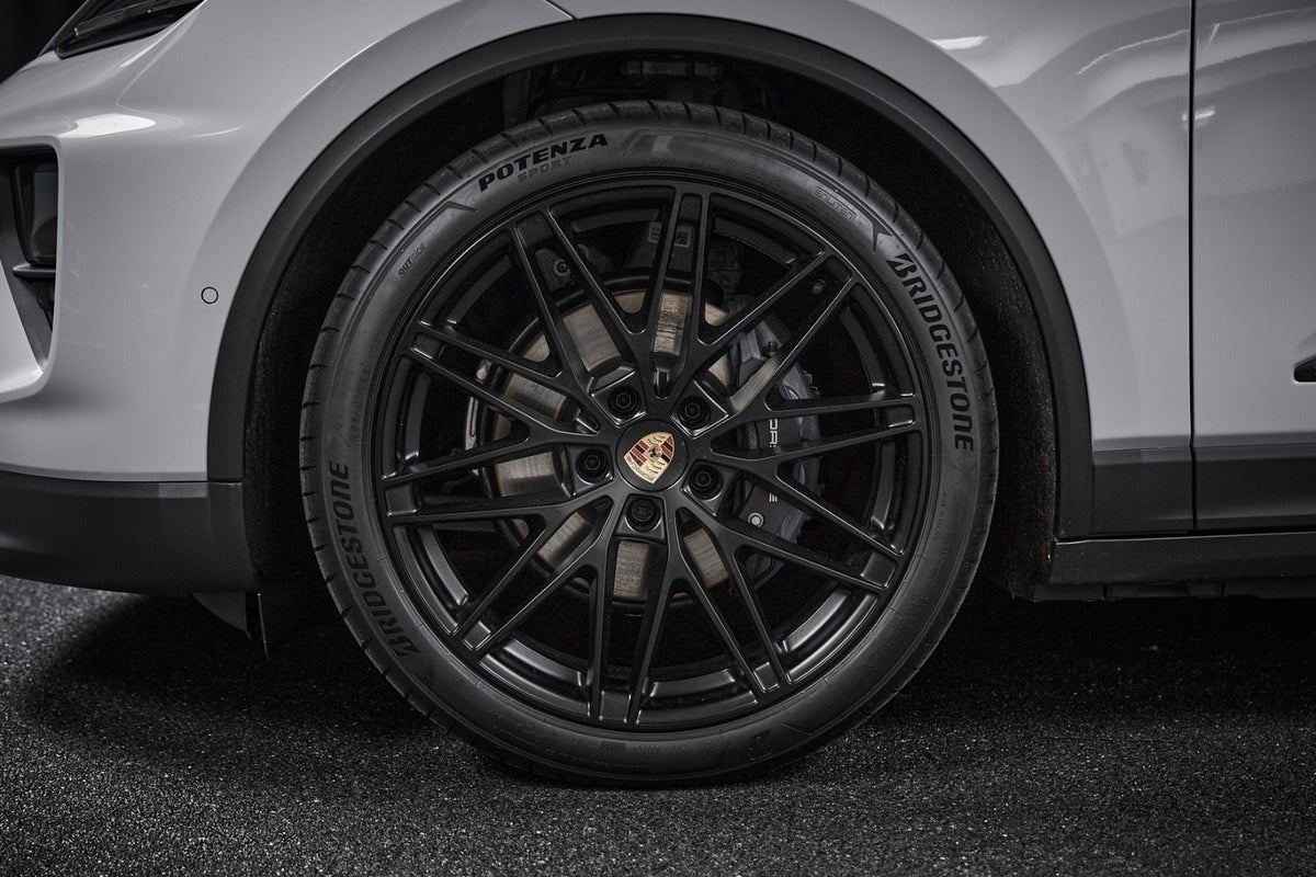 Gallery image 6 of 12