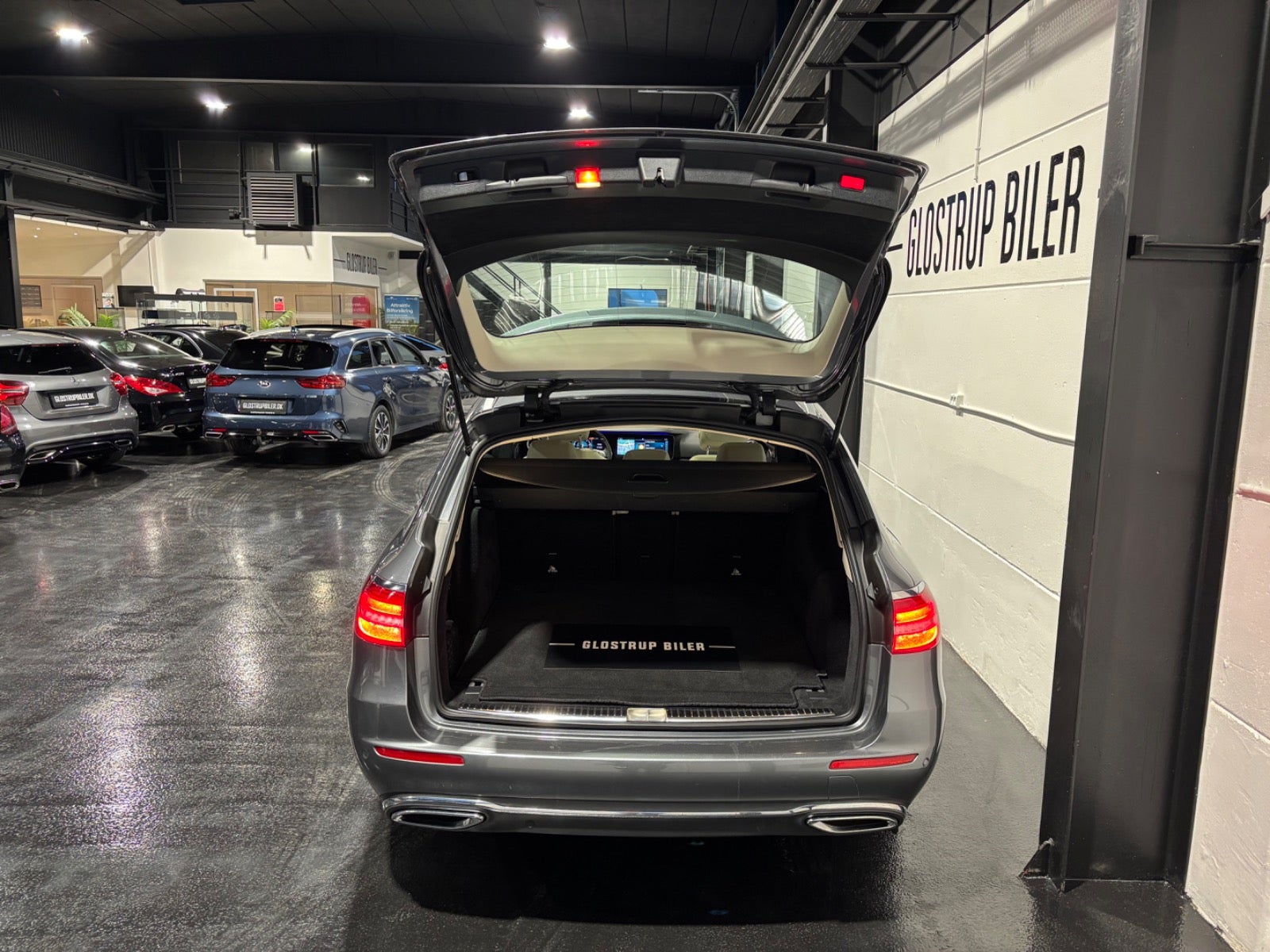 Mercedes E220 d Exclusive Edition stc. aut.