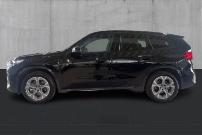 BMW iX1 xDrive30 X-Line BMW iX1 xDrive30 X-Line - 1