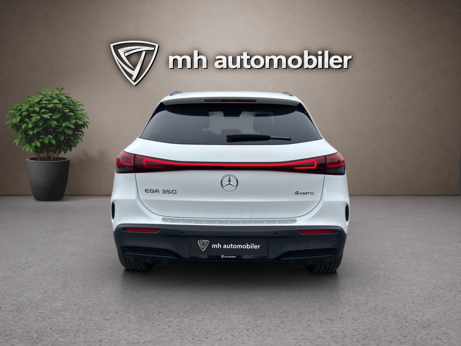 Billede af Mercedes EQA350  AMG Line 4Matic