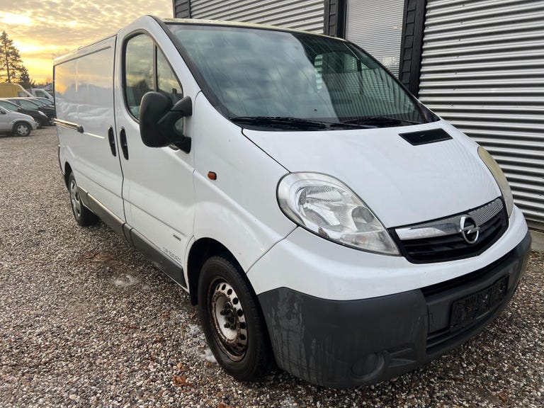 Opel Vivaro DTi