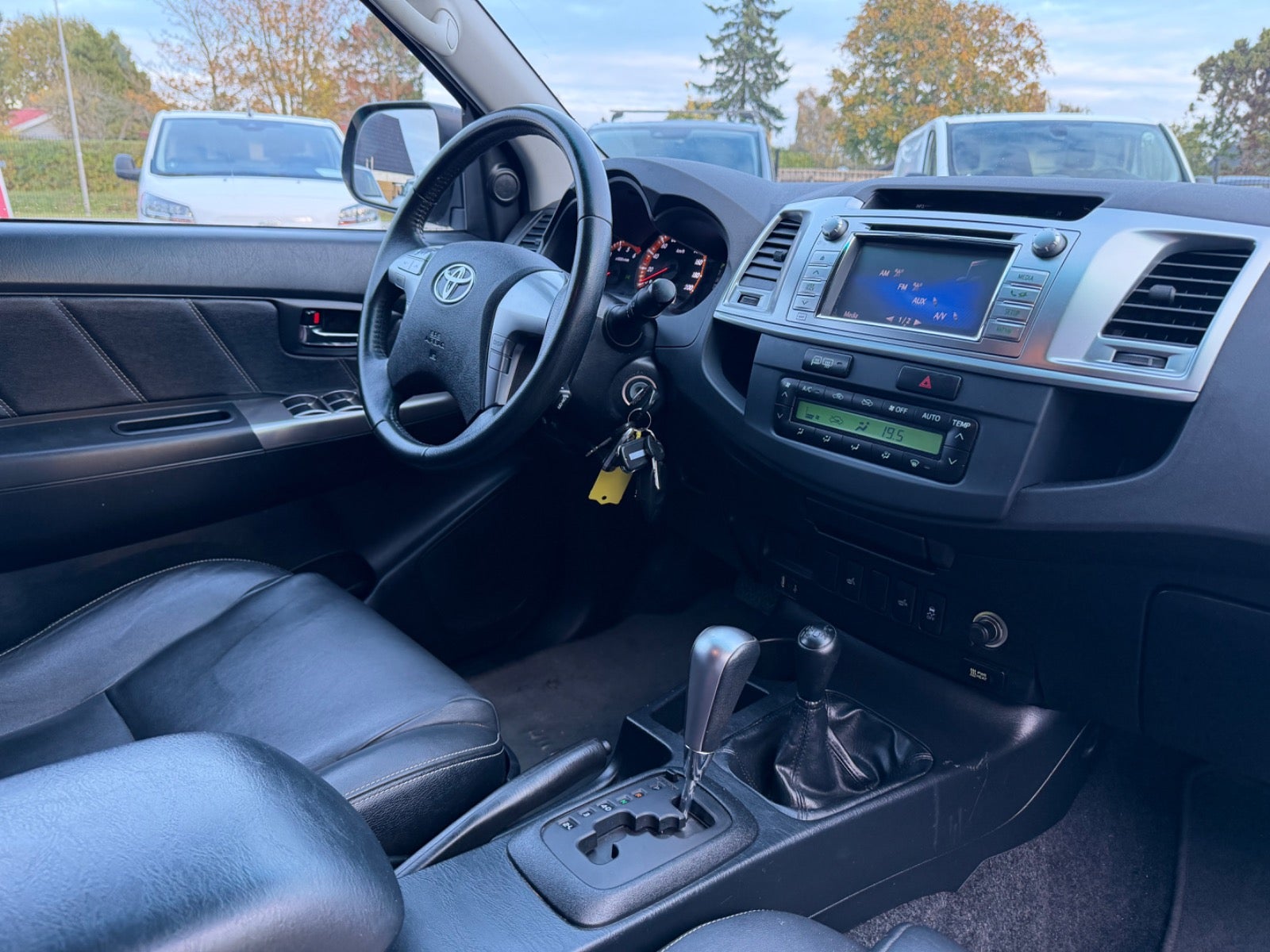 Toyota HiLux, Billede 9