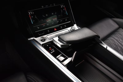 Audi e-tron S-line Sportback quattro