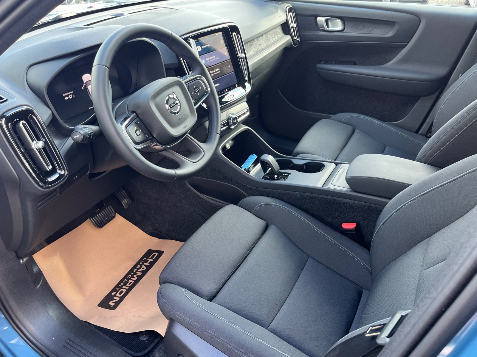 Billede af Volvo EX40  Twin Performance Plus