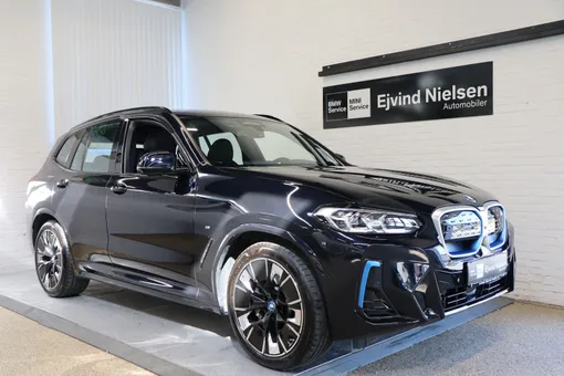 BMW iX3 Charged Plus M-Sport