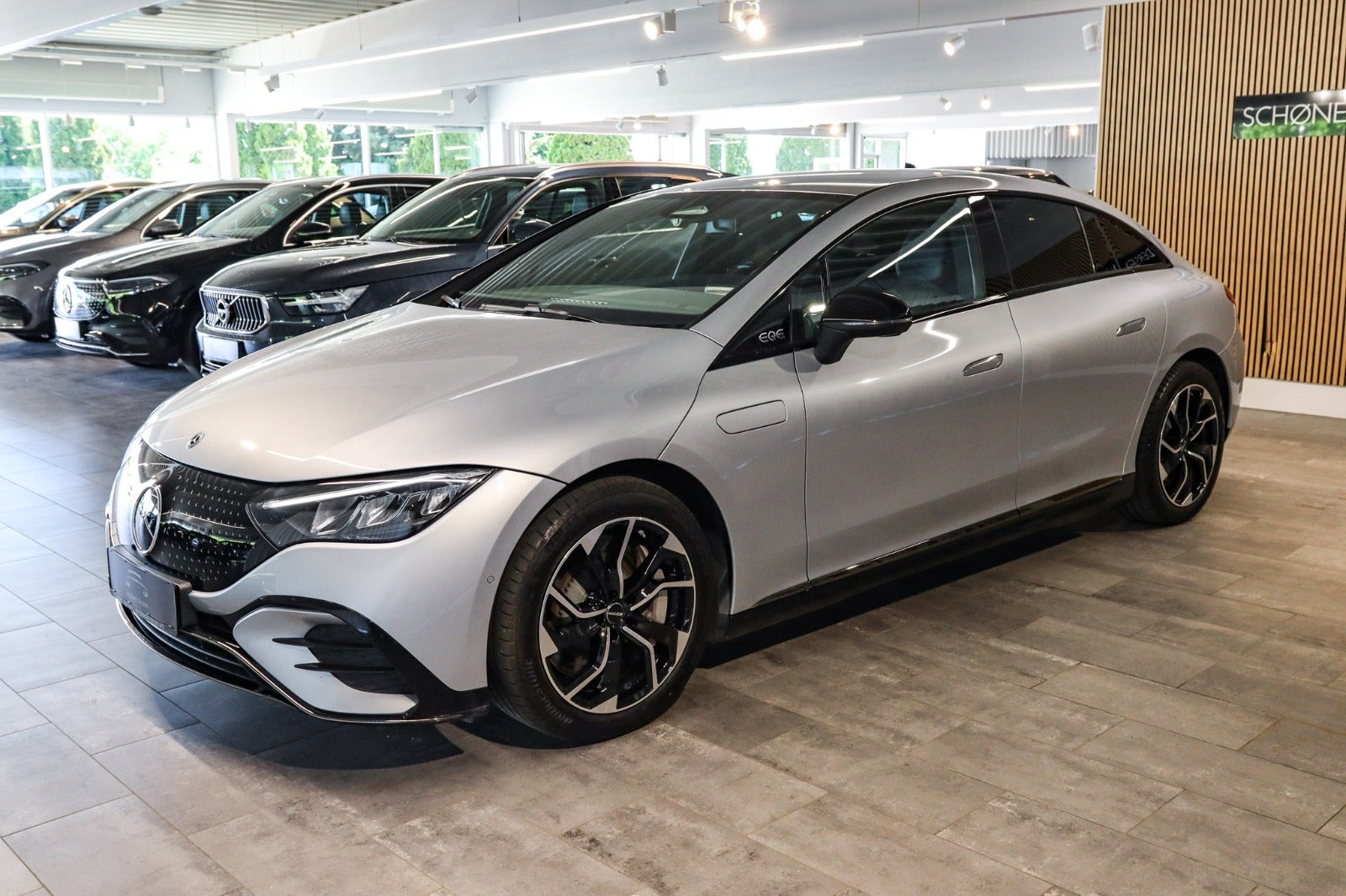 Billede af Mercedes EQE350+ AMG Line
