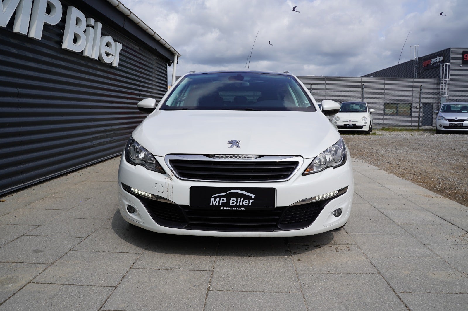 Billede af Peugeot 308 1,6 BlueHDi 120 Style Sky SW
