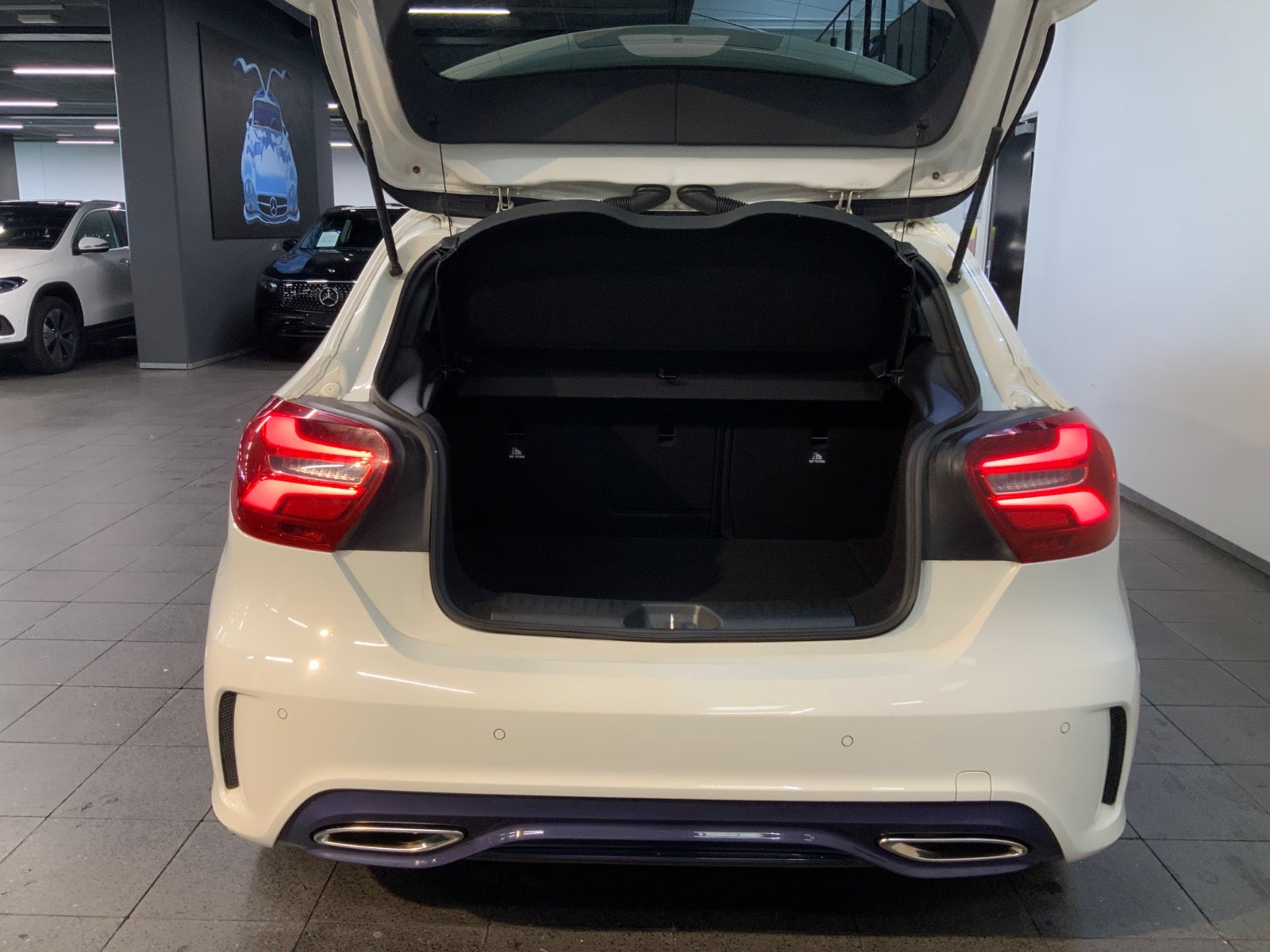 Mercedes-Benz A 200 (6/8)