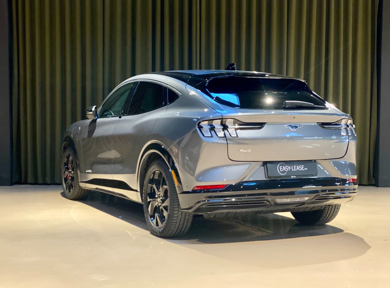 Billede af Ford Mustang Mach-E 75 Premium Standard Range AWD