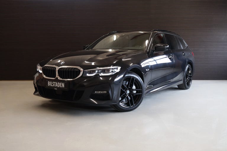 BMW 330e