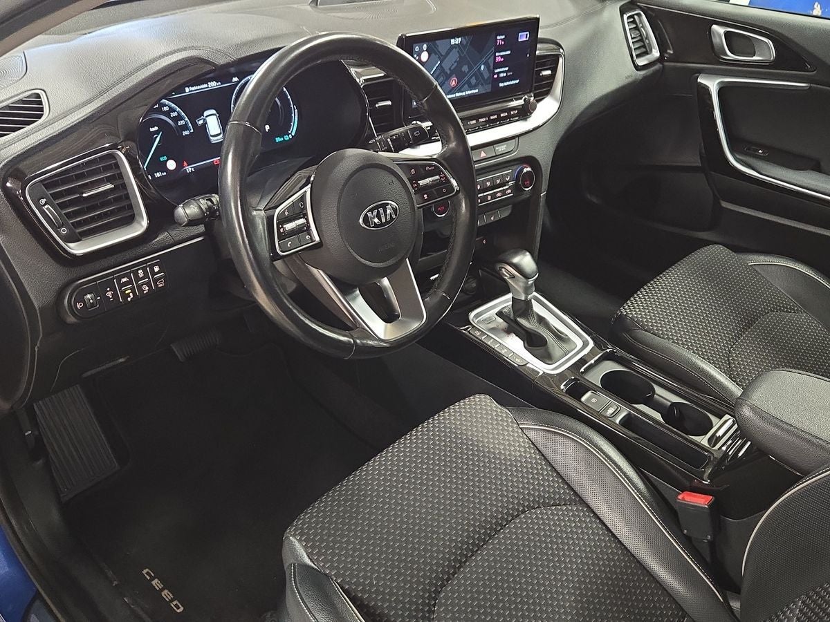 Kia Ceed PHEV Upgrade Intro SW DCT