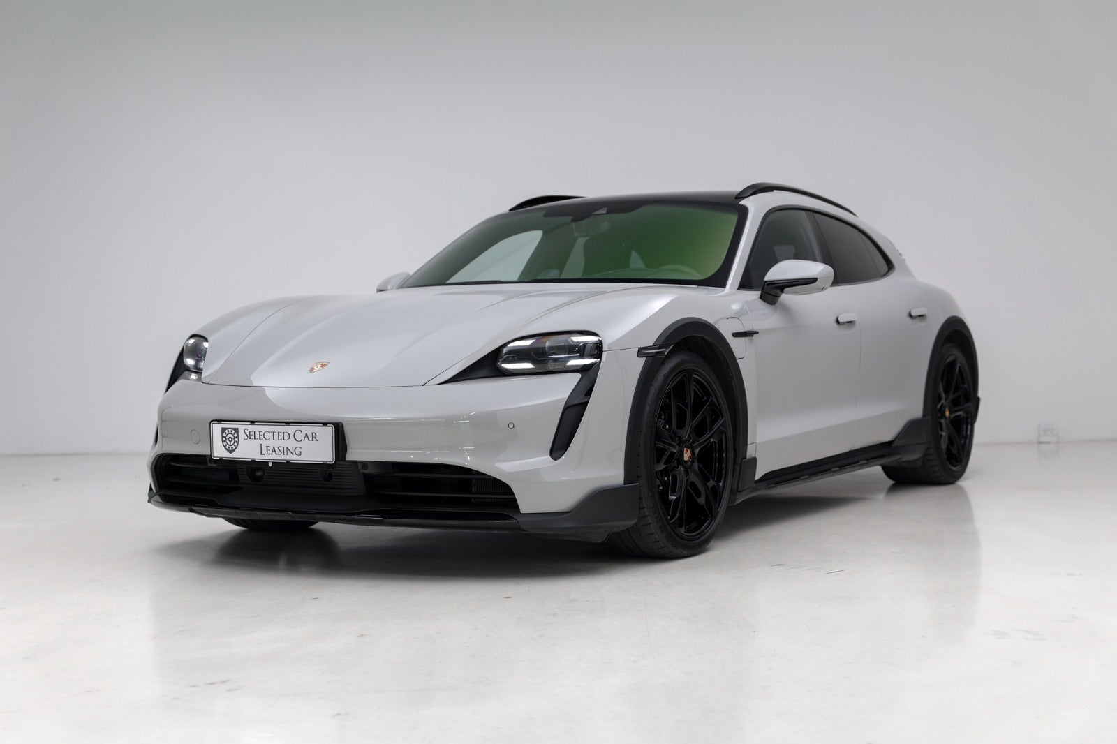 Porsche Taycan 4S Performance+ Cross Turismo