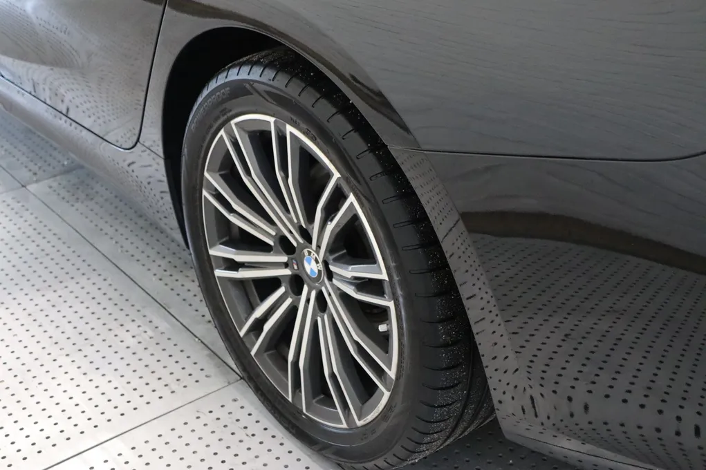 BMW 320d Sport Line aut.