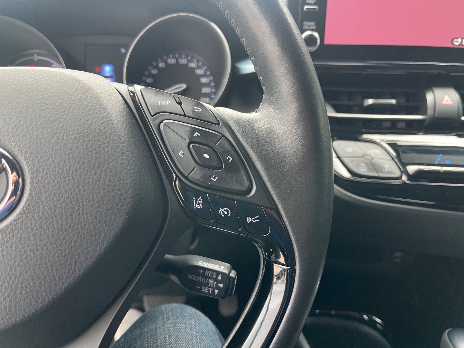 Billede af Toyota C-HR 1,8 Hybrid C-LUB Smart CVT