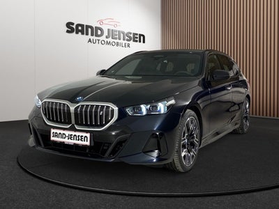 BMW i5 eDrive40 Touring Fully Charged M-Sport