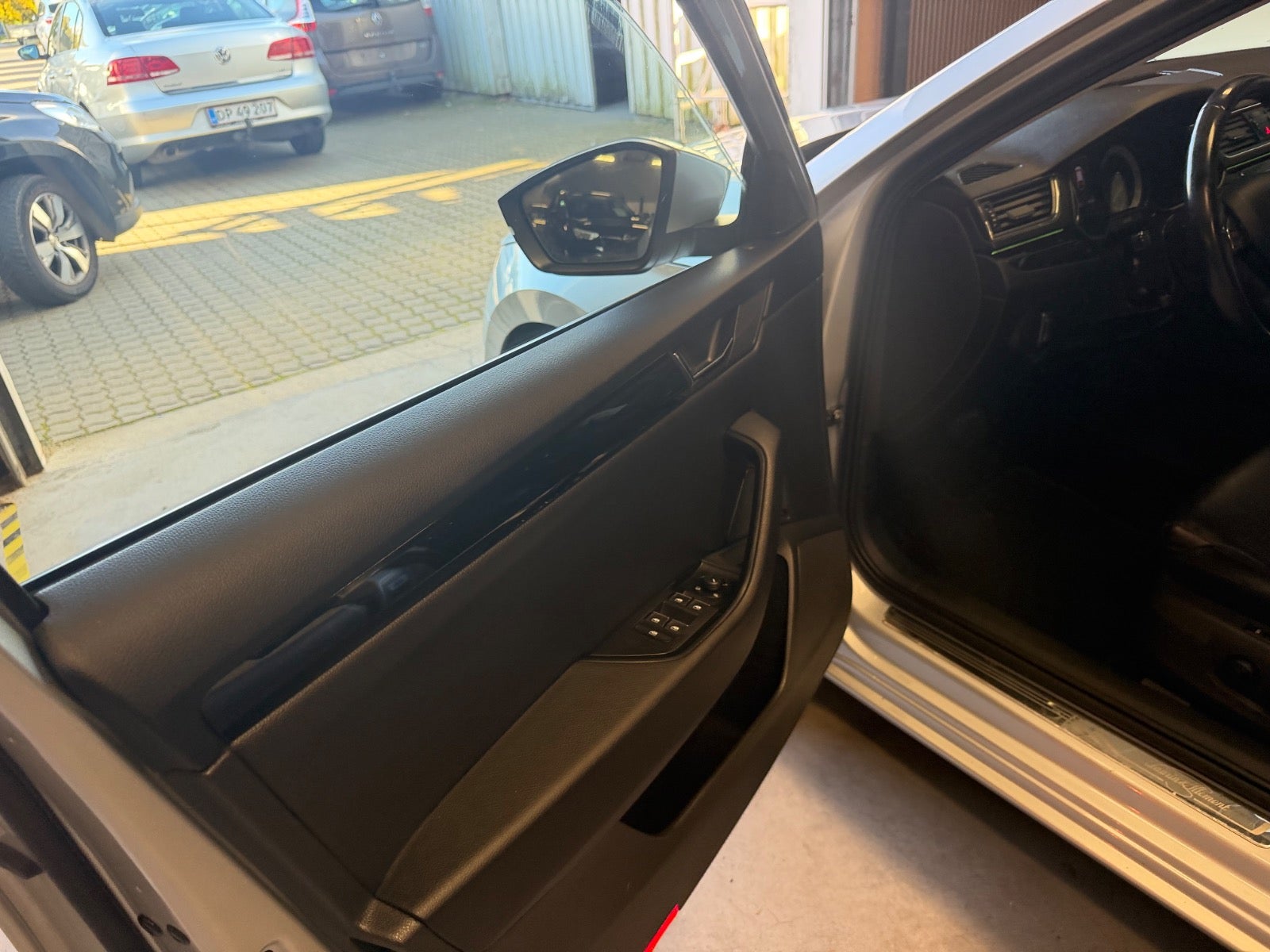 Skoda Superb TDi 190 Laurin & Klement Combi DSG - billede 21