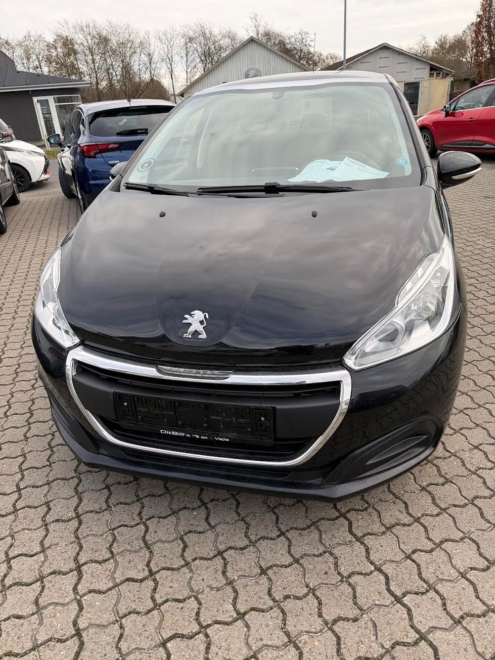 Peugeot 208 e-THP 110 Allure Sky