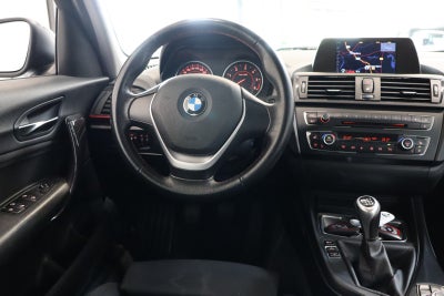 BMW 118d Sport Line