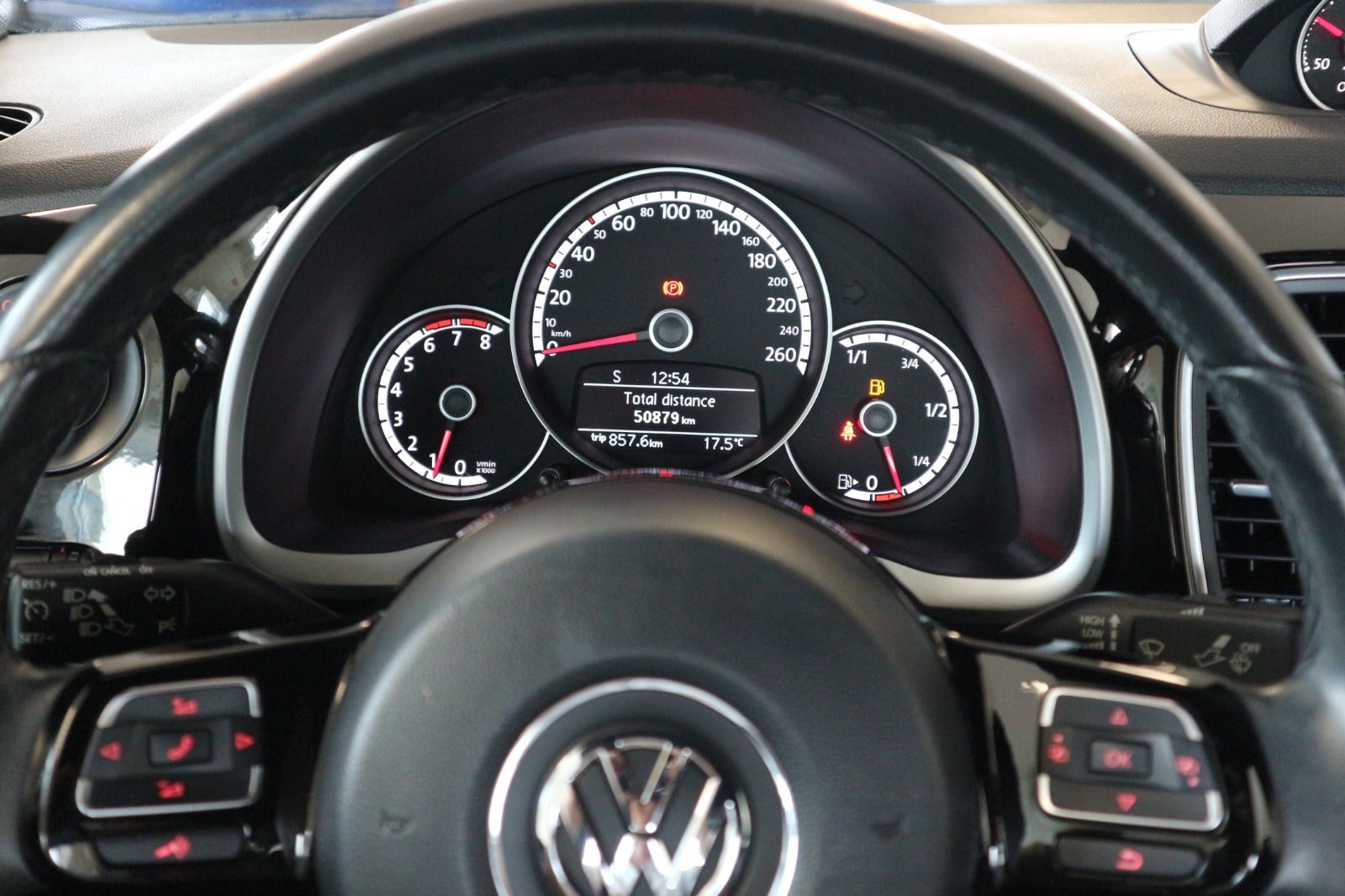 VW The Beetle 2014