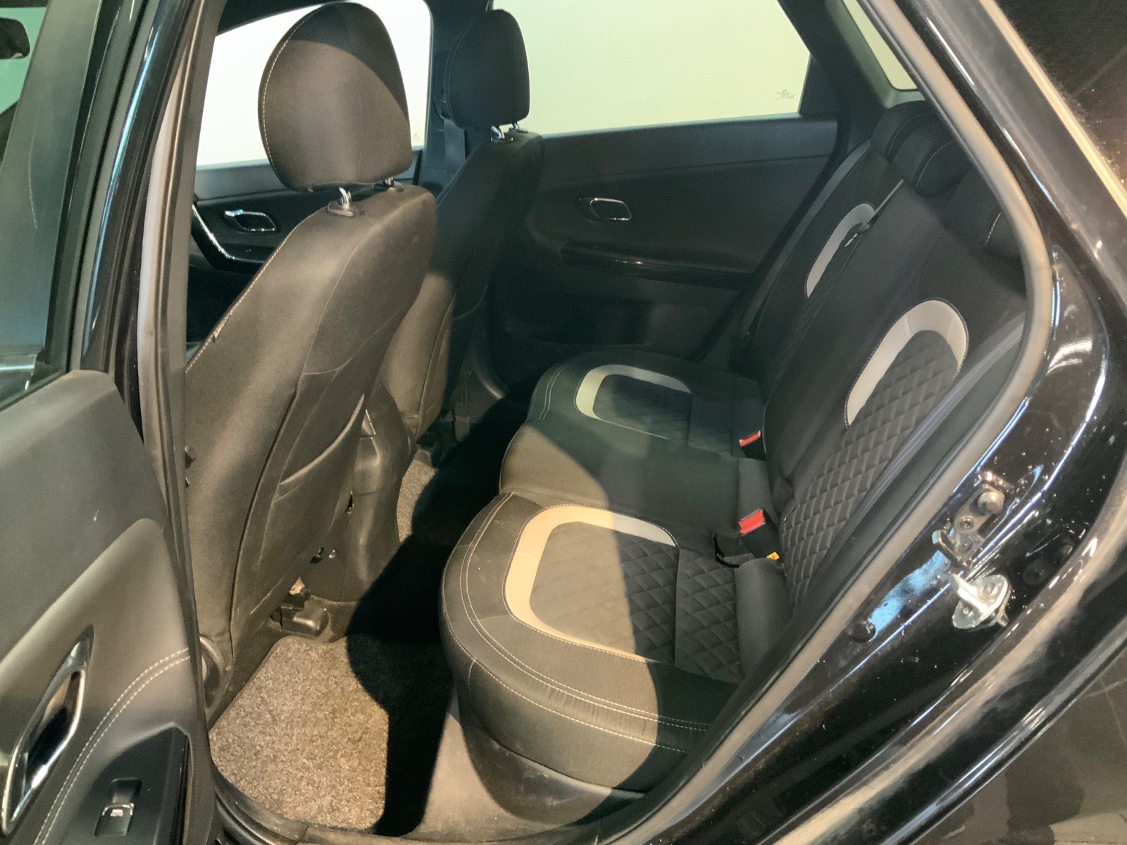 Kia Ceed (5/8)
