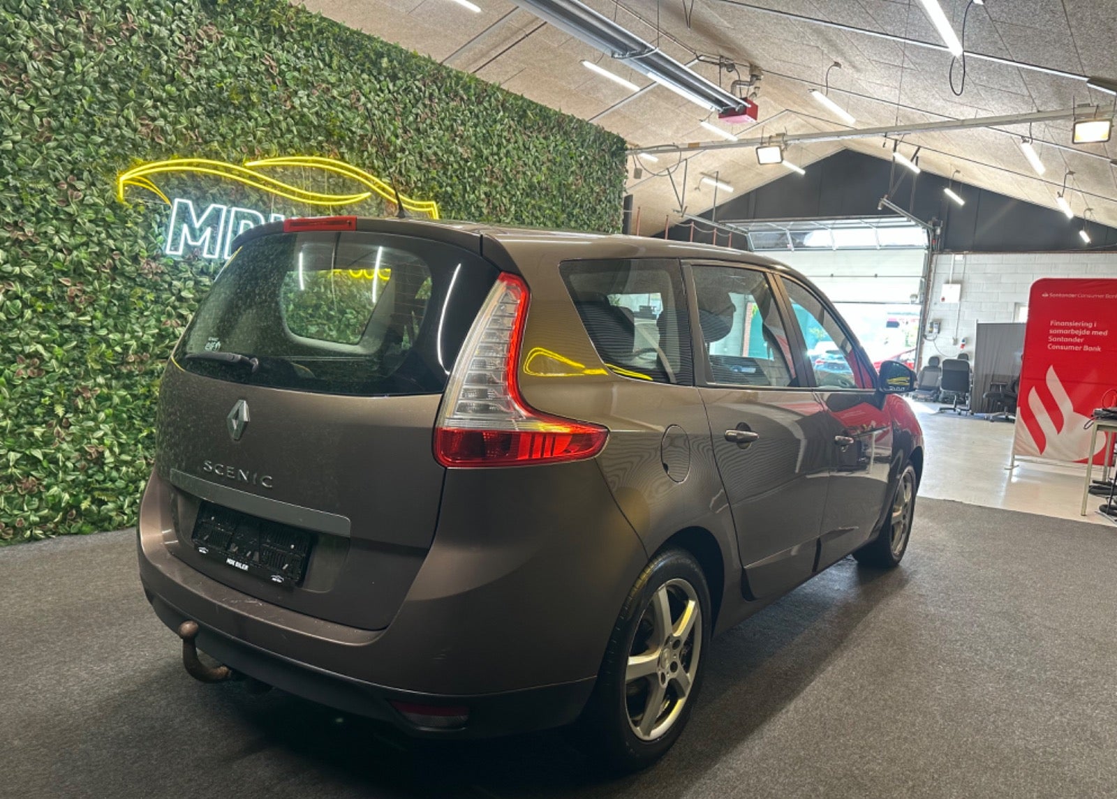 Billede af Renault Grand Scenic III 1,6 16V Authentique 7prs