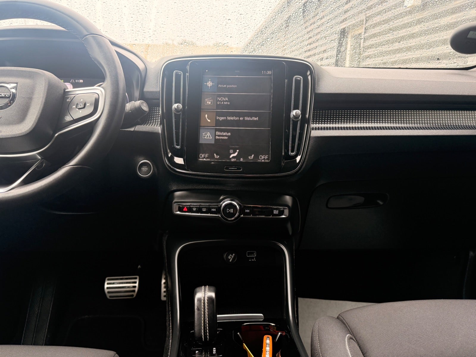 Billede af Volvo XC40 1,5 T4 ReCharge R-Design aut.