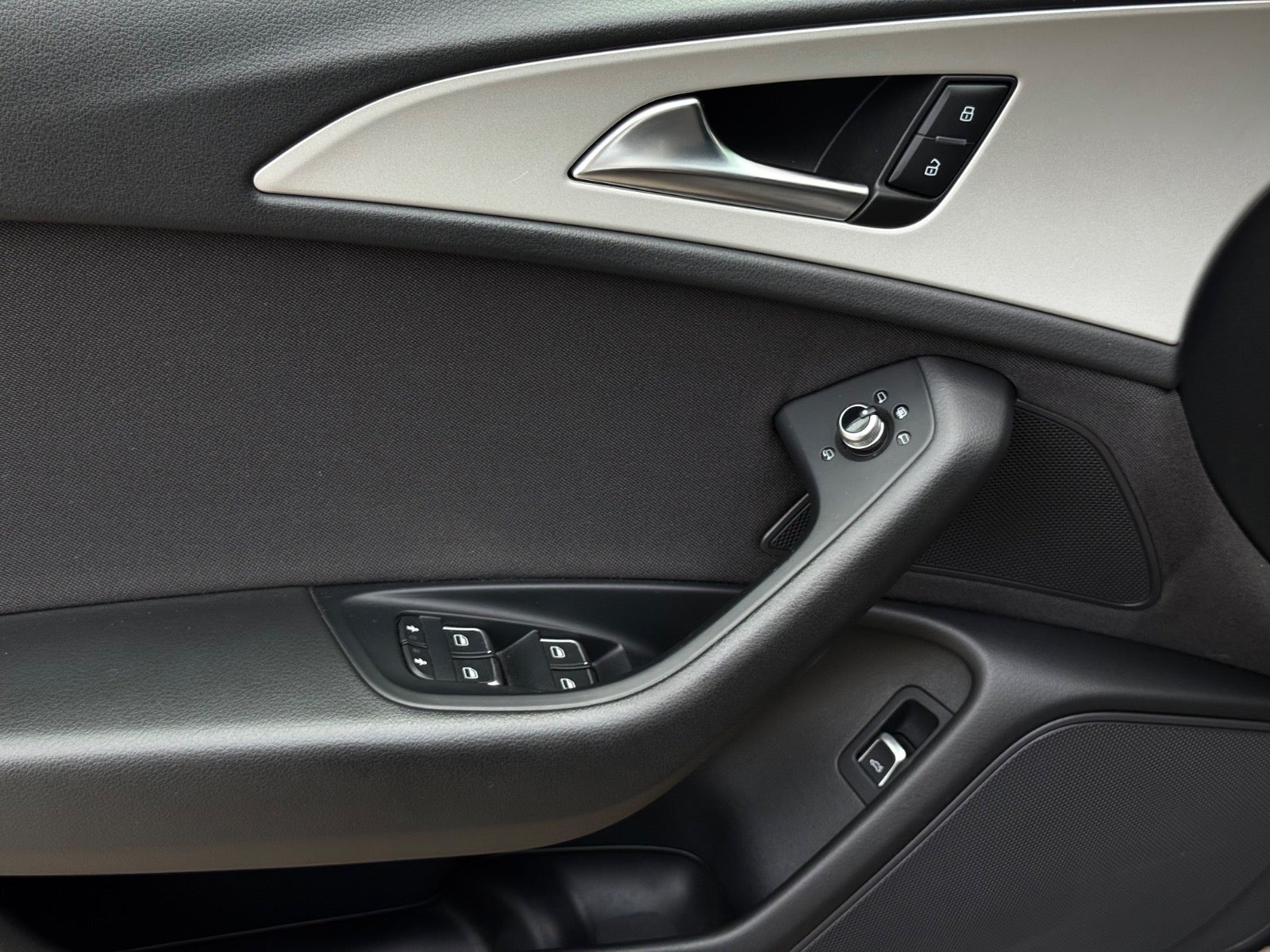 Billede af Audi A6 2,0 TDi 190 S-line Avant S-tr.