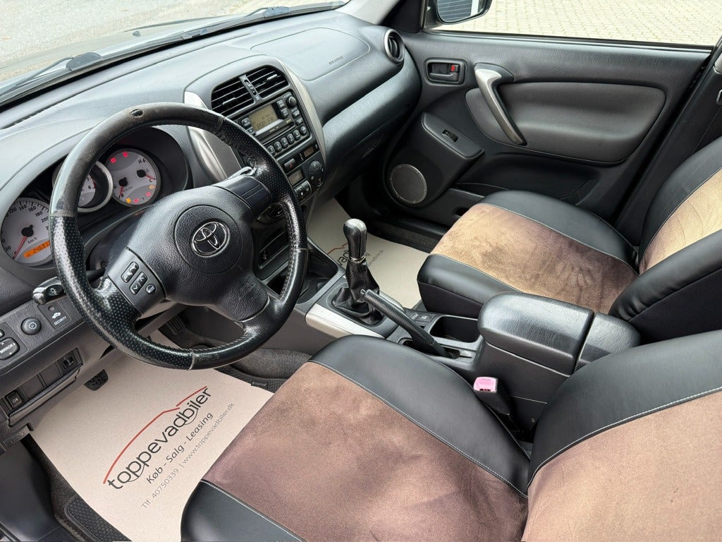 Toyota RAV4, Billede 3