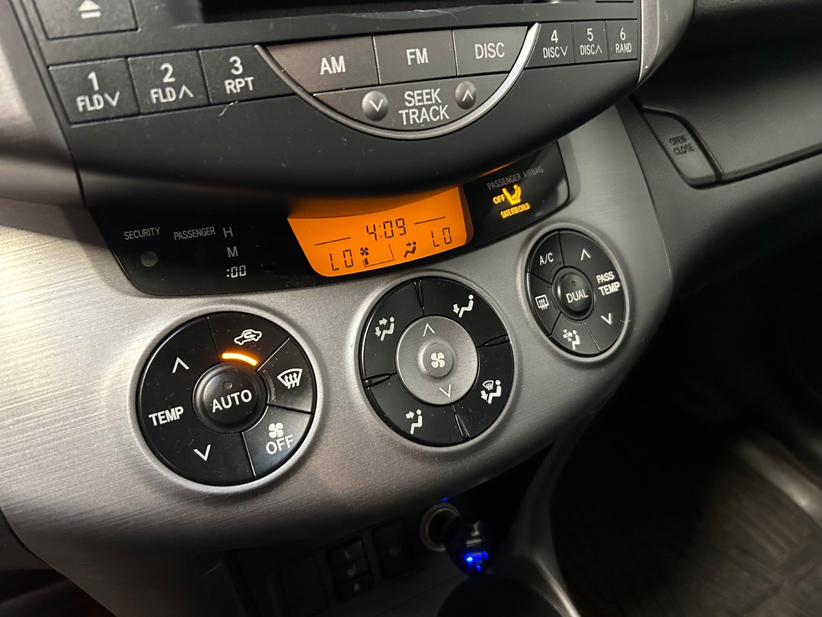 Toyota RAV4 D-4D 136 4x4 Van