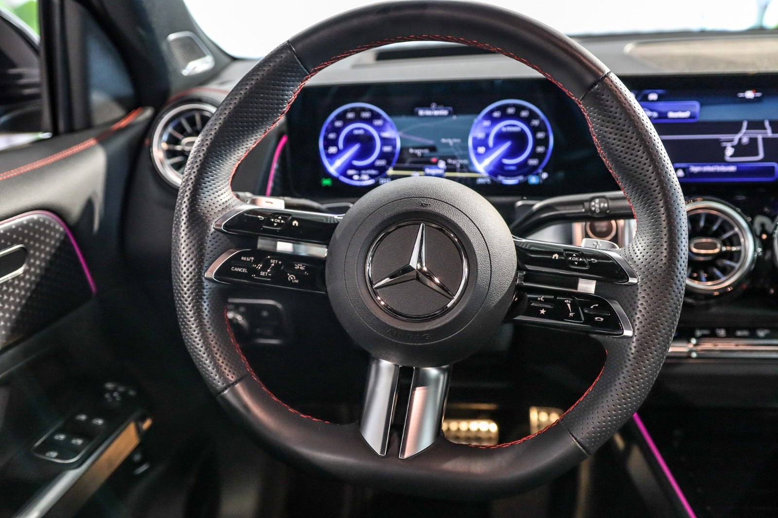 Billede af Mercedes EQB250+ AMG Premium