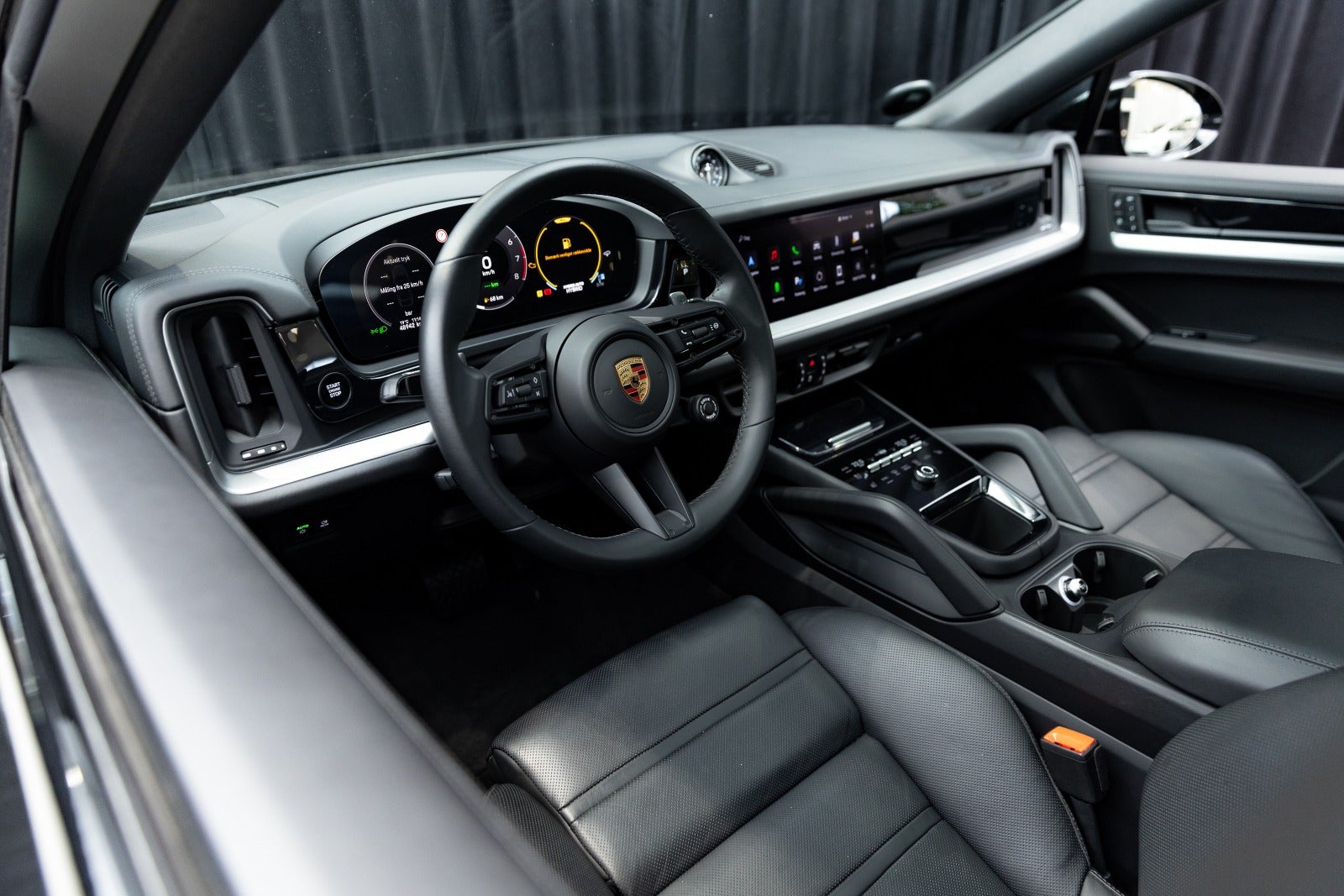 Gallery image 9 of 18