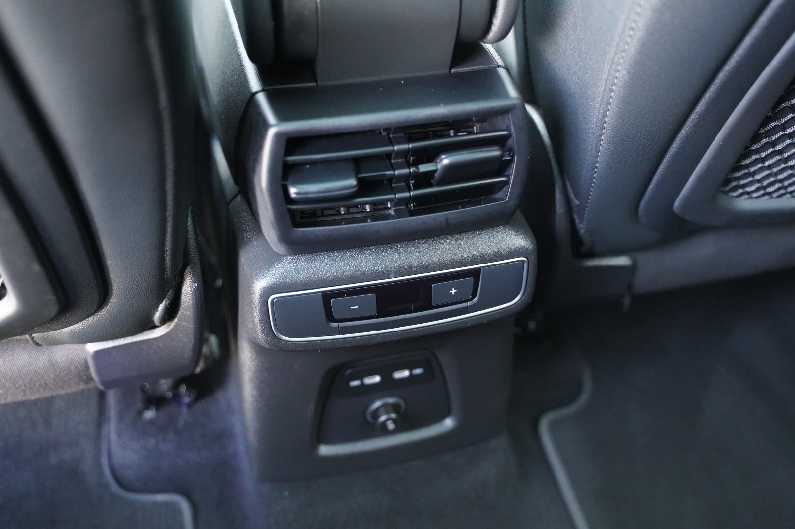 Billede af Audi Q4 e-tron 40 S-line